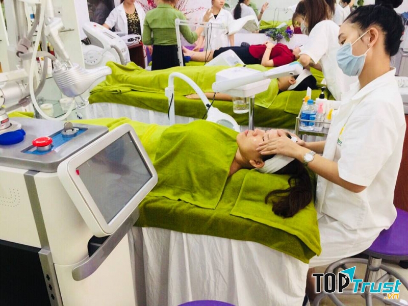 Học viện thẩm mỹ SPADY Academy