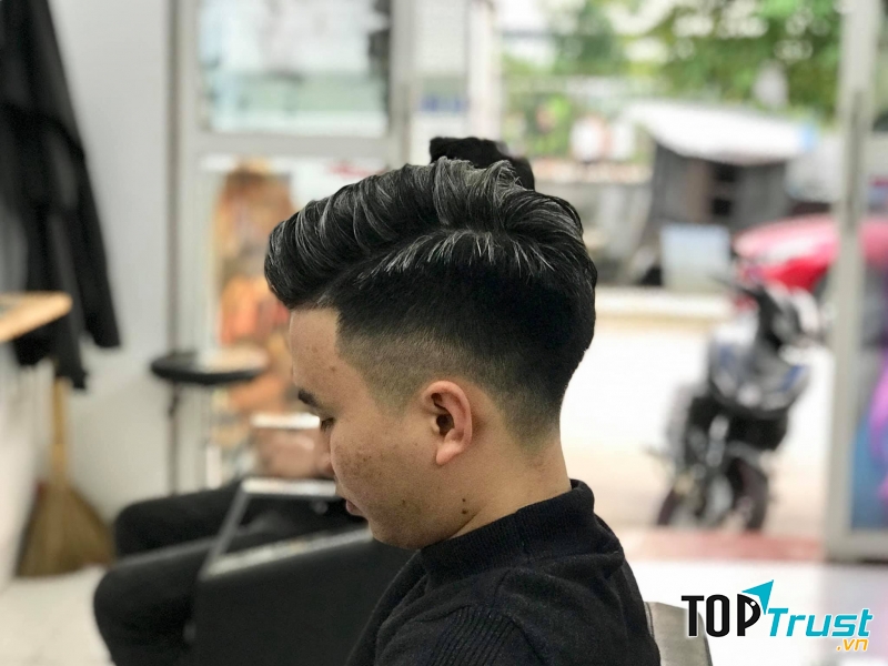 Học viện tóc Anh Đông