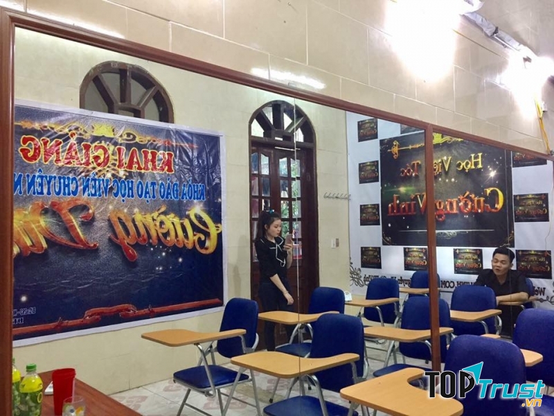 Học viện tóc Cường Vinh