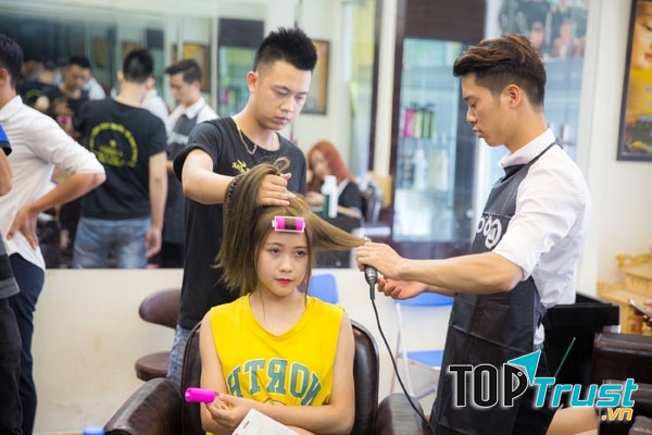 Học viện tóc quốc tế OneStar - nơi đào tạo nghề tóc uy tín nhất tại Hà Nội