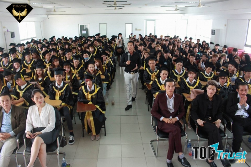 Học Viện Tóc Quốc Tế Thảo Tây