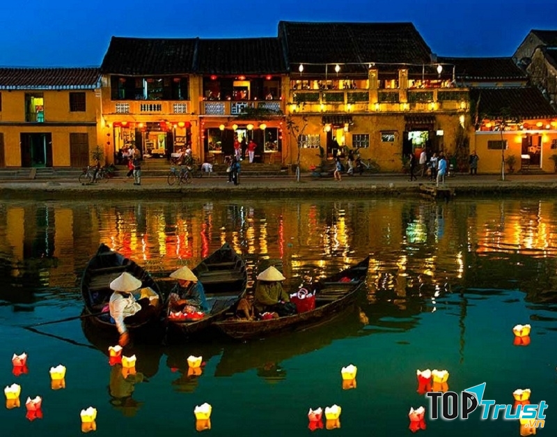 Phố cổ Hội An khi về đêm