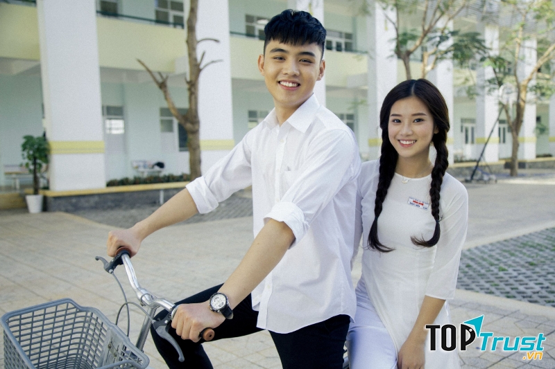 Hồi ức ngày hôm qua - Hoàng Yến Chibi