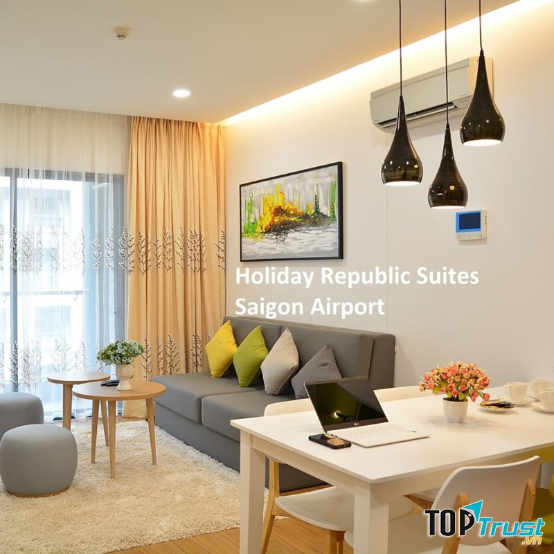 Holiday Republic Saigon Airport