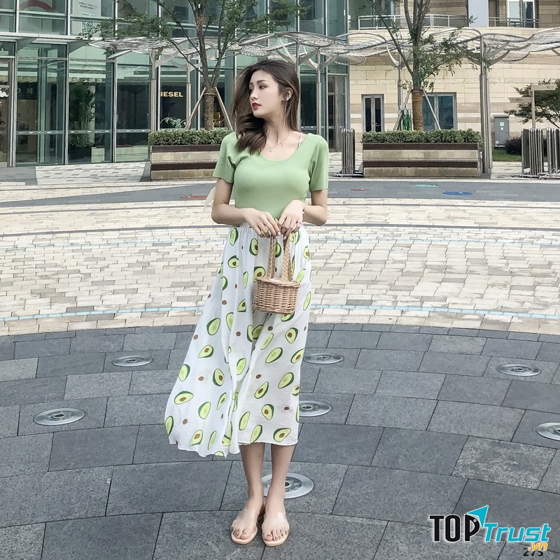 Hollis Bình Dương