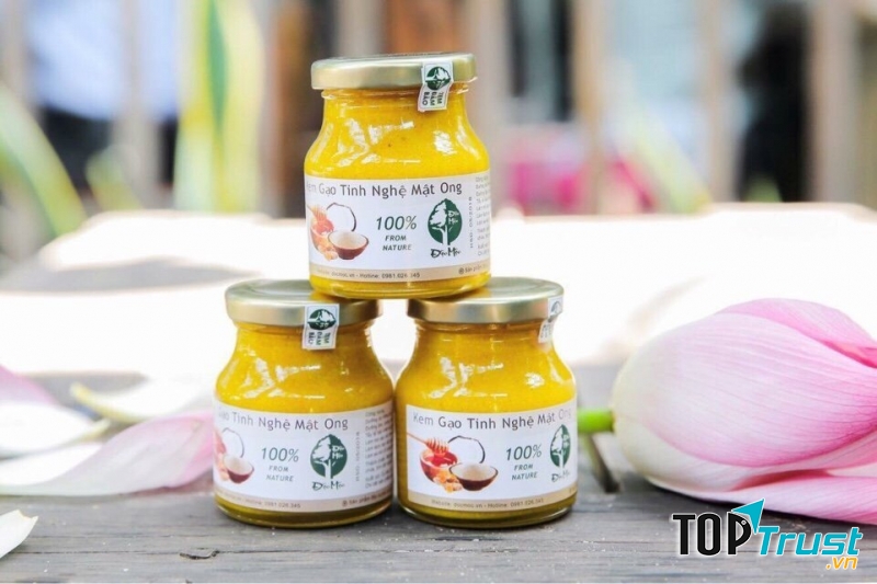 Bạn vẫn có thể tự pha chế những hỗn hợp giúp làm hồng nhũ hoa tại nhà từ những thành phần tự nhiên đơn giản.