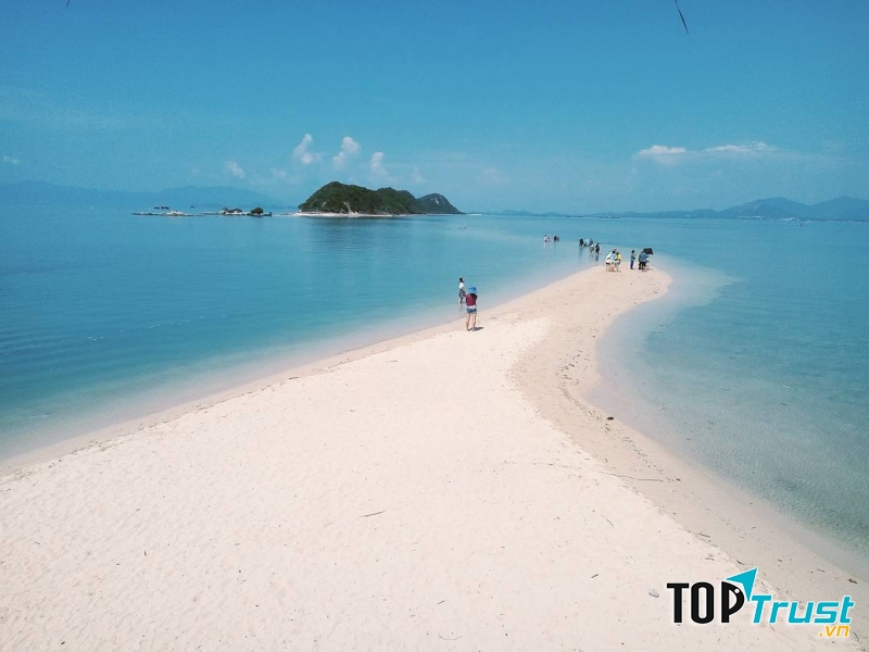 Hòn Khô  (nguồn: Internet)