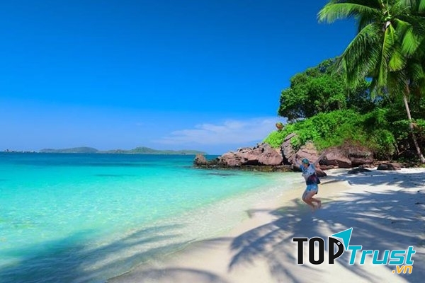 Hòn Móng Tay - bãi biển nhất định phải đến trước tuổi 30