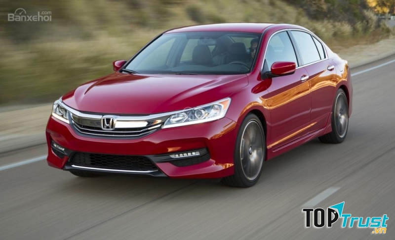 Honda Accord có thiết kế rất đẹp và khả năng vận hành vô cùng bền bỉ