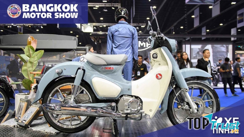 Mẫu mới ra hồi đầu năm