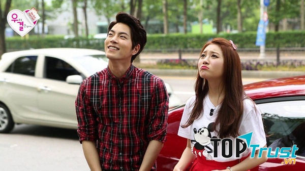 Hong Jong Hyun và Yura (Girl’s Day)