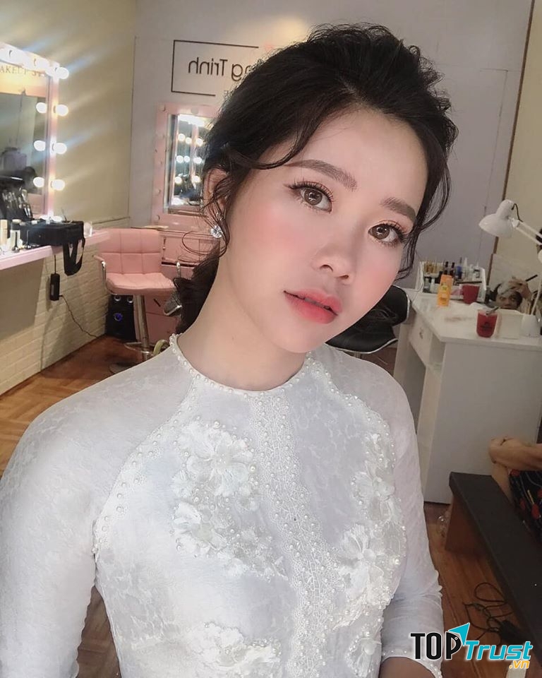 Hồng Ly Contact Lens Thái Hàn - chi nhánh Tuyên Quang