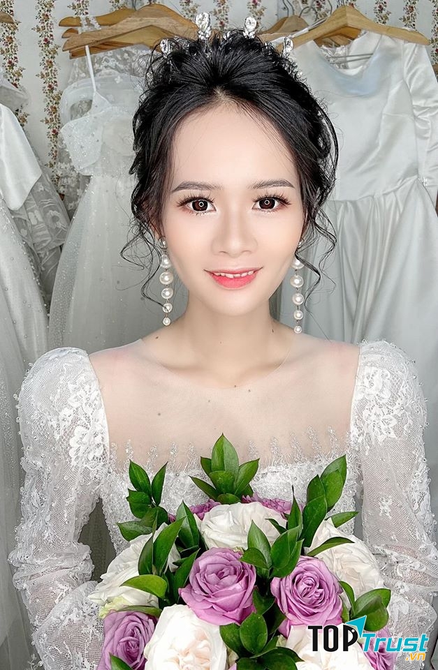 Hồng Nhung Bridals