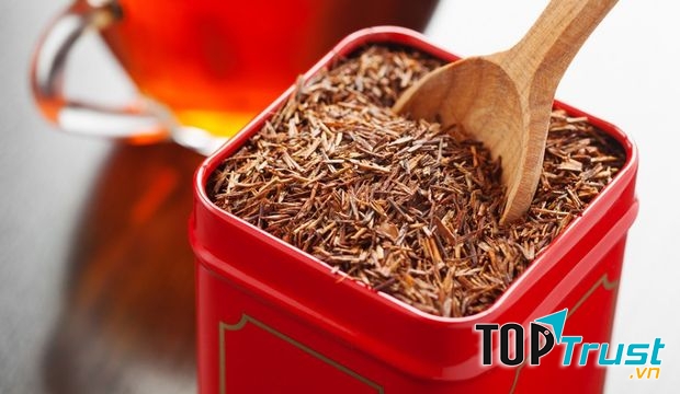 Thành phần chính trong hồng trà Showa Seiyaku là trà đỏ Rooibos có nguồn gốc từ Nam Phi