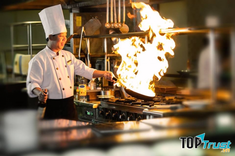 Món ăn được chế biến bởi đầu bếp chuyên nghiệp hàng đầu