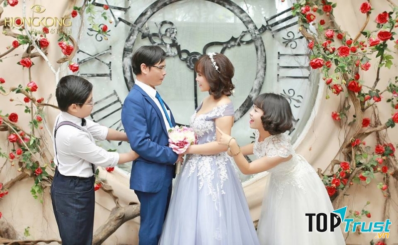 Chụp ảnh gia đình đẹp tại HongKong Studio