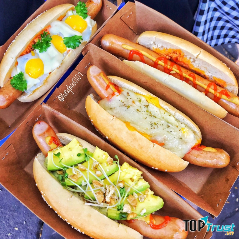 Hot Dog Xưa - Quán Thánh