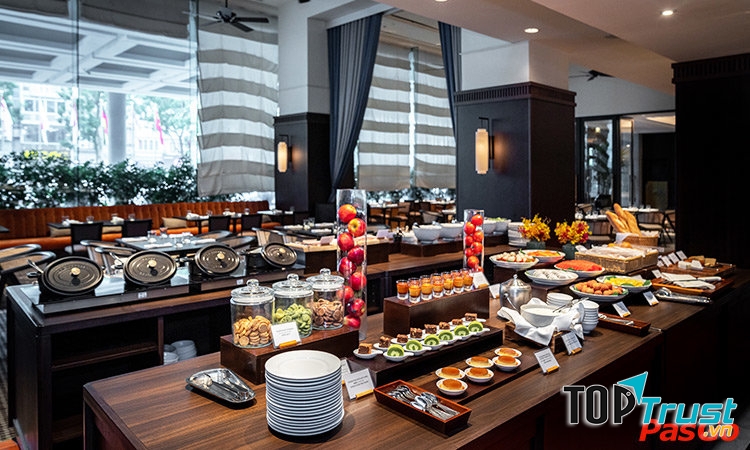 Nhà hàng Voyage - Hotel du Parc Hanoi