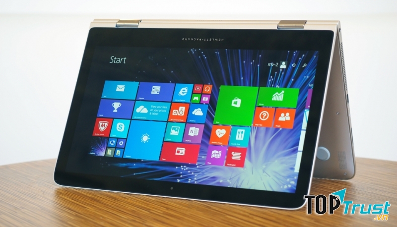 HP Spectre x360 có thể chuyển đổi cực kỳ linh hoạt