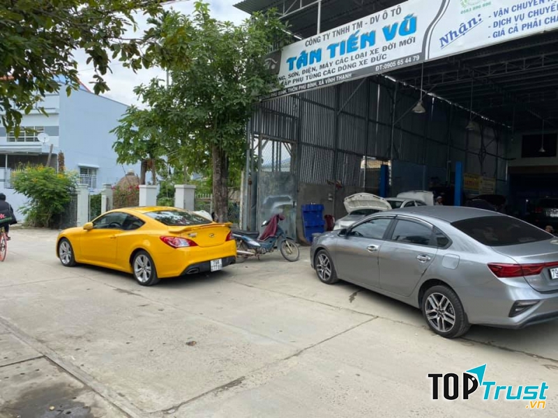 Garage Tân Tiến Vũ