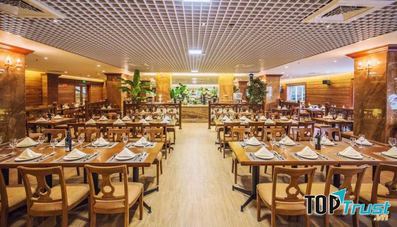 Nhà hàng Blue Lotus