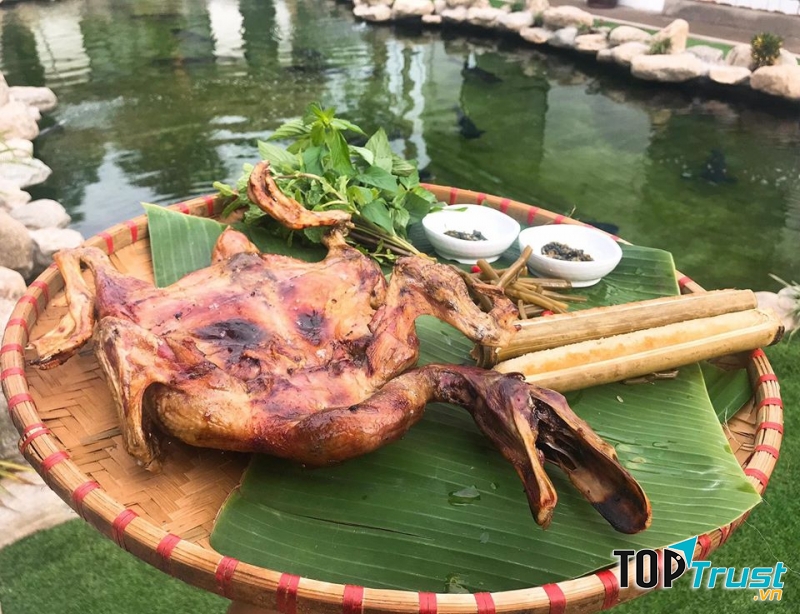 Nhà Hàng Cánh Đồng