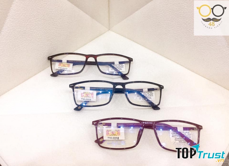 Kính thuốc 48 Tràng Tiền