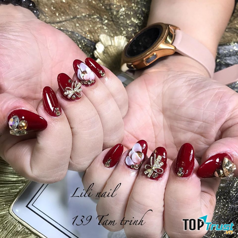 Lili Nail