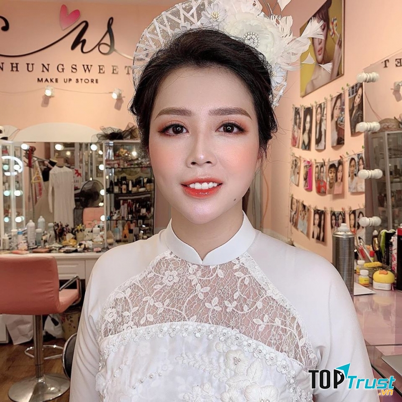 Nhung Sweet Make-Up