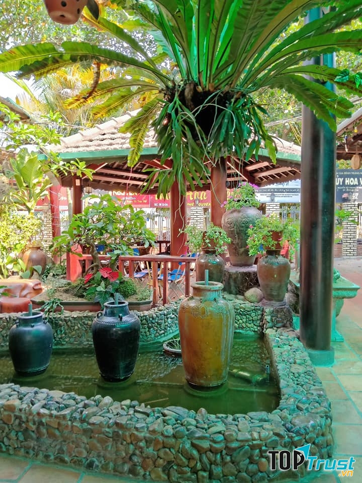 Cafe Sân Vườn Thủy Hoa Viên