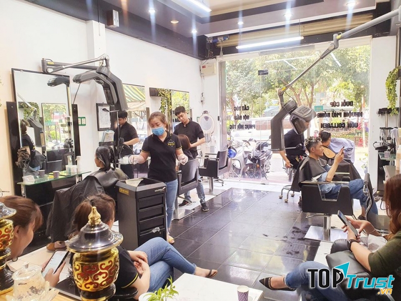 HAIR SALON PHONG