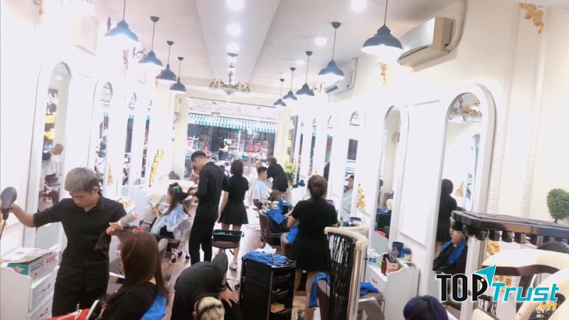 Hair Salon Trần Nam
