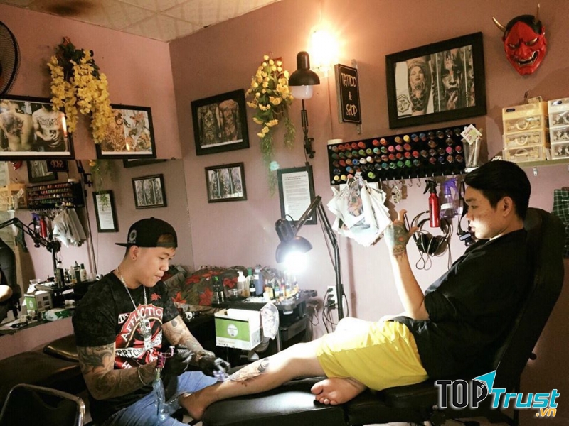 S.T Tattoo & Shop