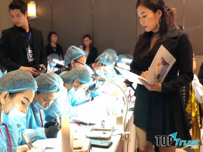 Thẩm Mỹ Anh Nghi