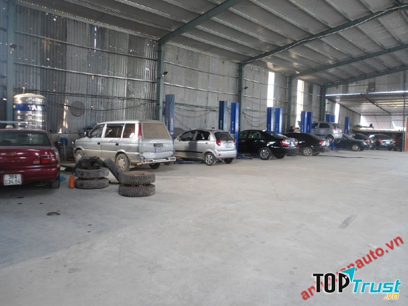 Garage Anh Quân