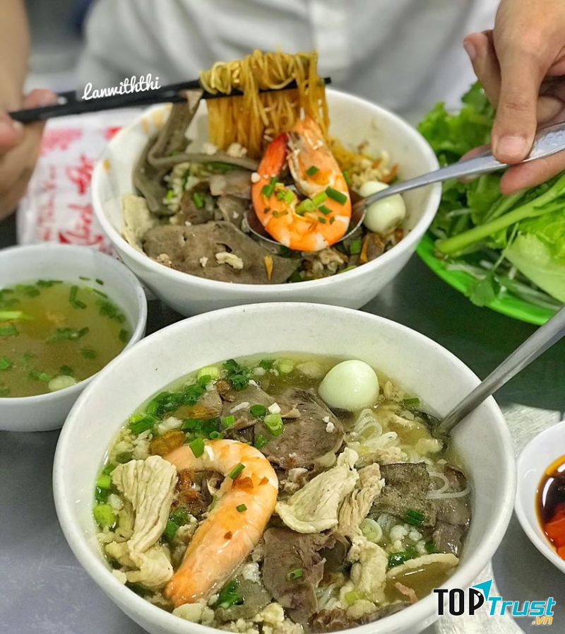 Hủ Tiếu A Hòa - Phan Văn Trị