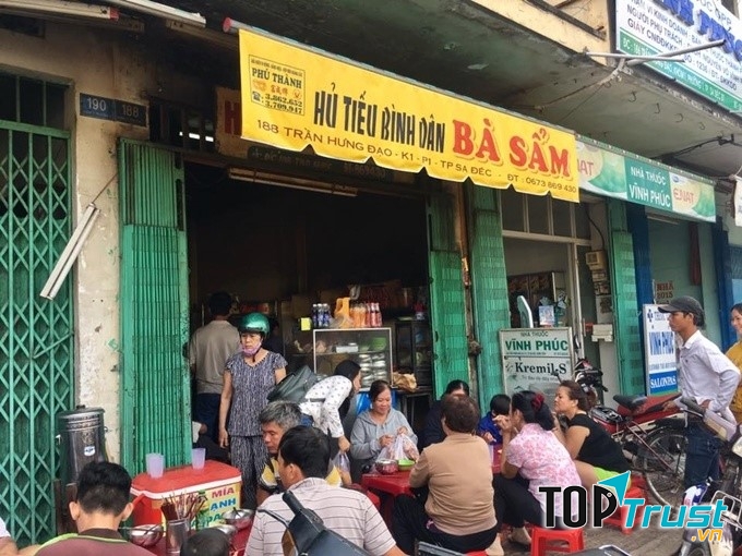 Hủ tiếu bà Sẩm