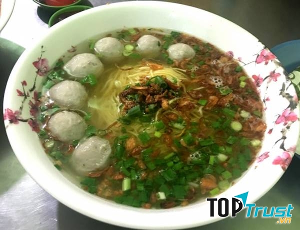 Hủ tiếu bò viên Phát Lợi