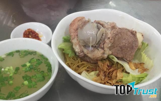 Hủ tiếu bò viên Phát Lợi