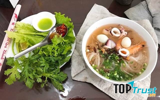 Hủ tiếu mực Hòa Ký