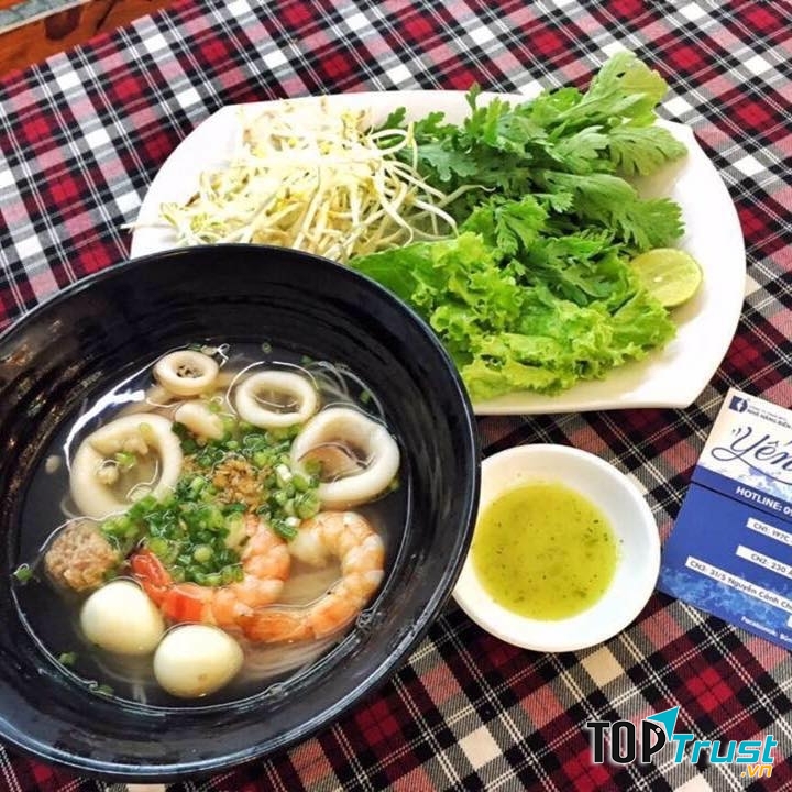 Hủ tiếu mực Yến Nha Trang