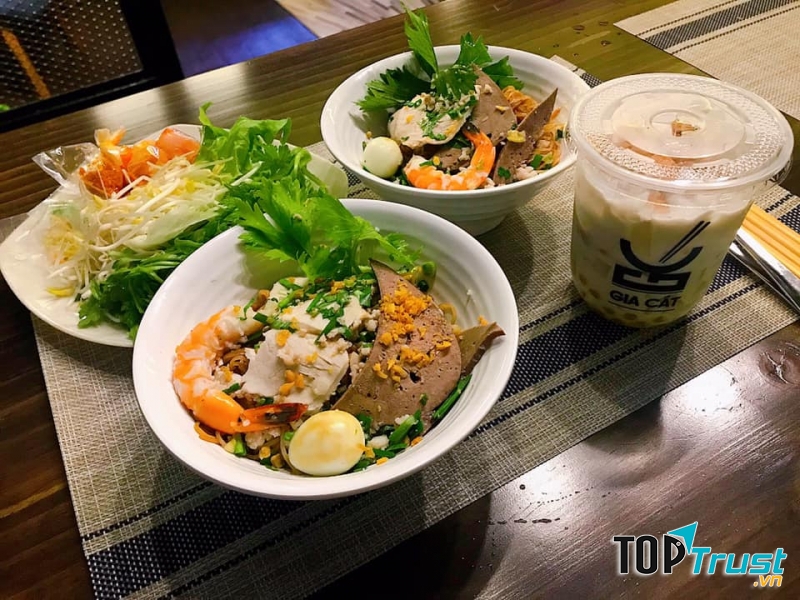 Hủ tiếu Nam Vang Gia Cát