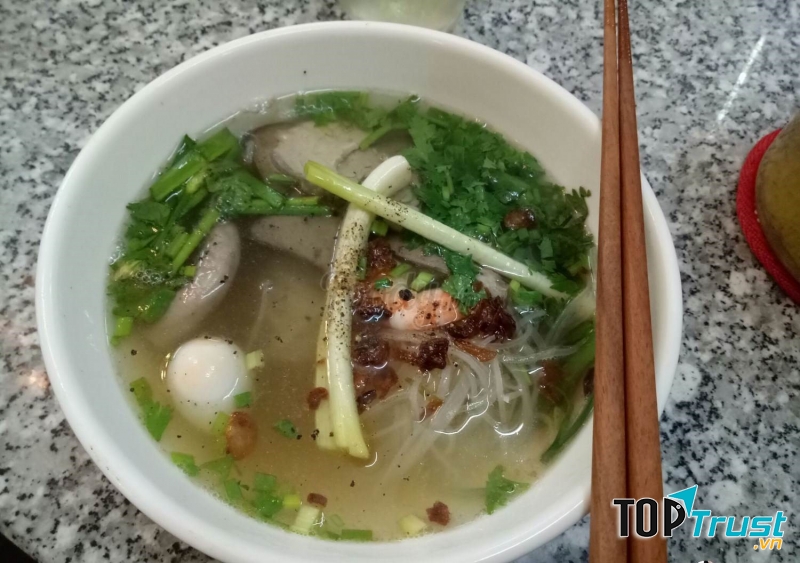 Món hủ tiếu Nam Vang tại quán Kim Ngân