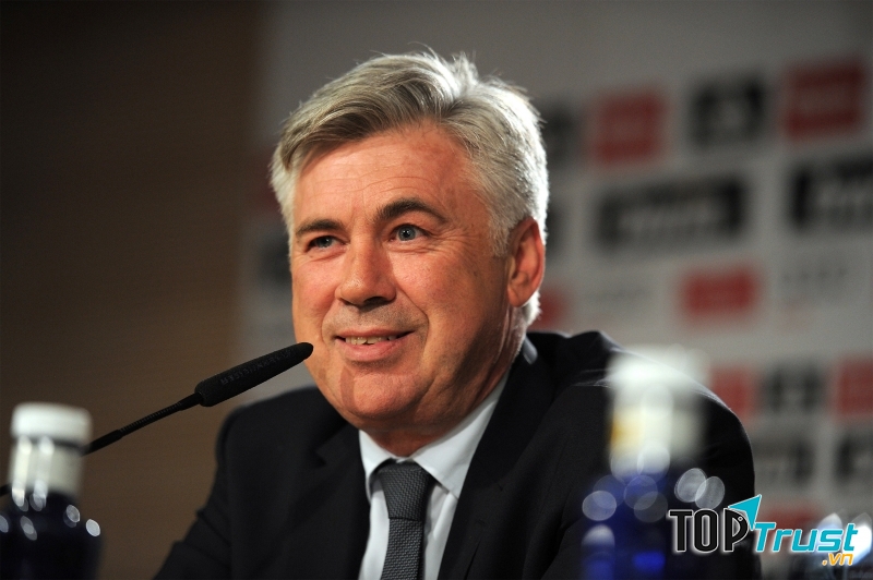 Carlo Ancelotti (12,7 triệu bảng/ năm)