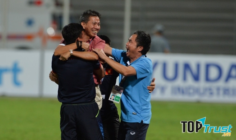 Niềm vui của BHL U19 Việt Nam