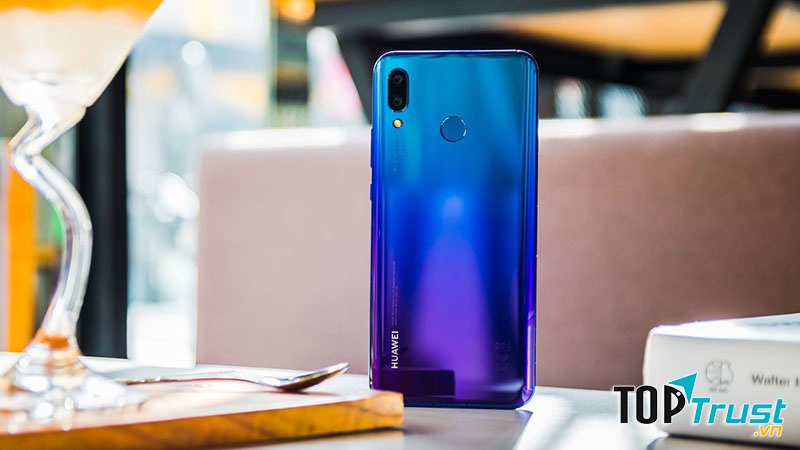 HUAWEI NOVA 3