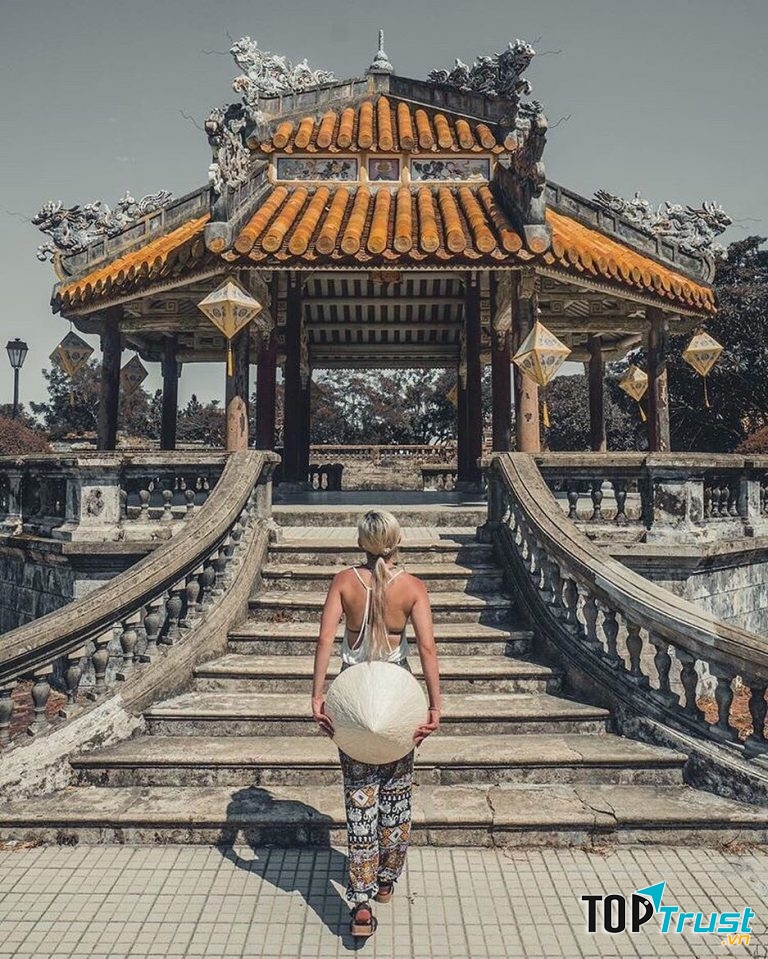 Huế