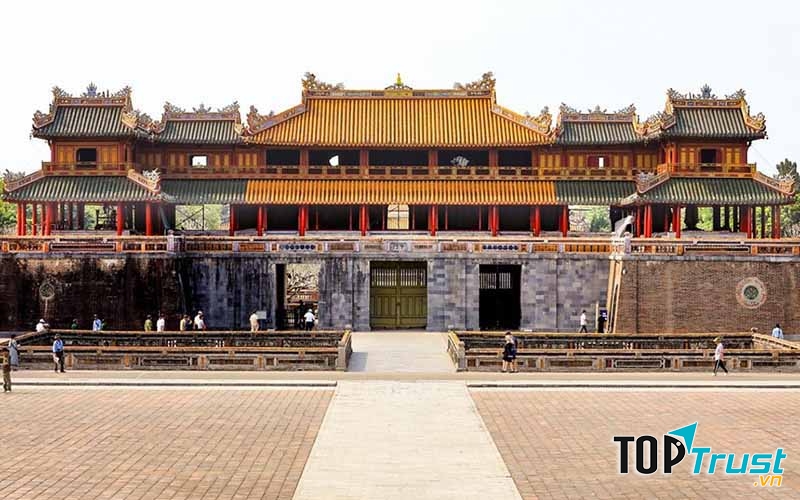 Huế là chốn thăng trầm của lịch sử