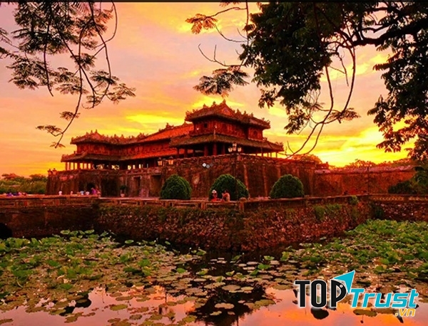 Huế là chốn thăng trầm của lịch sử