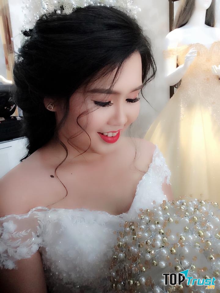 Huệ Make Up (Áo Cưới Thiên Đường)